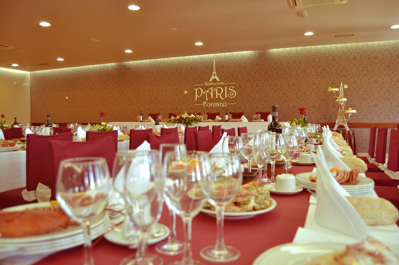 Hostal-Restaurante Paris Forcarei Eksteriør billede